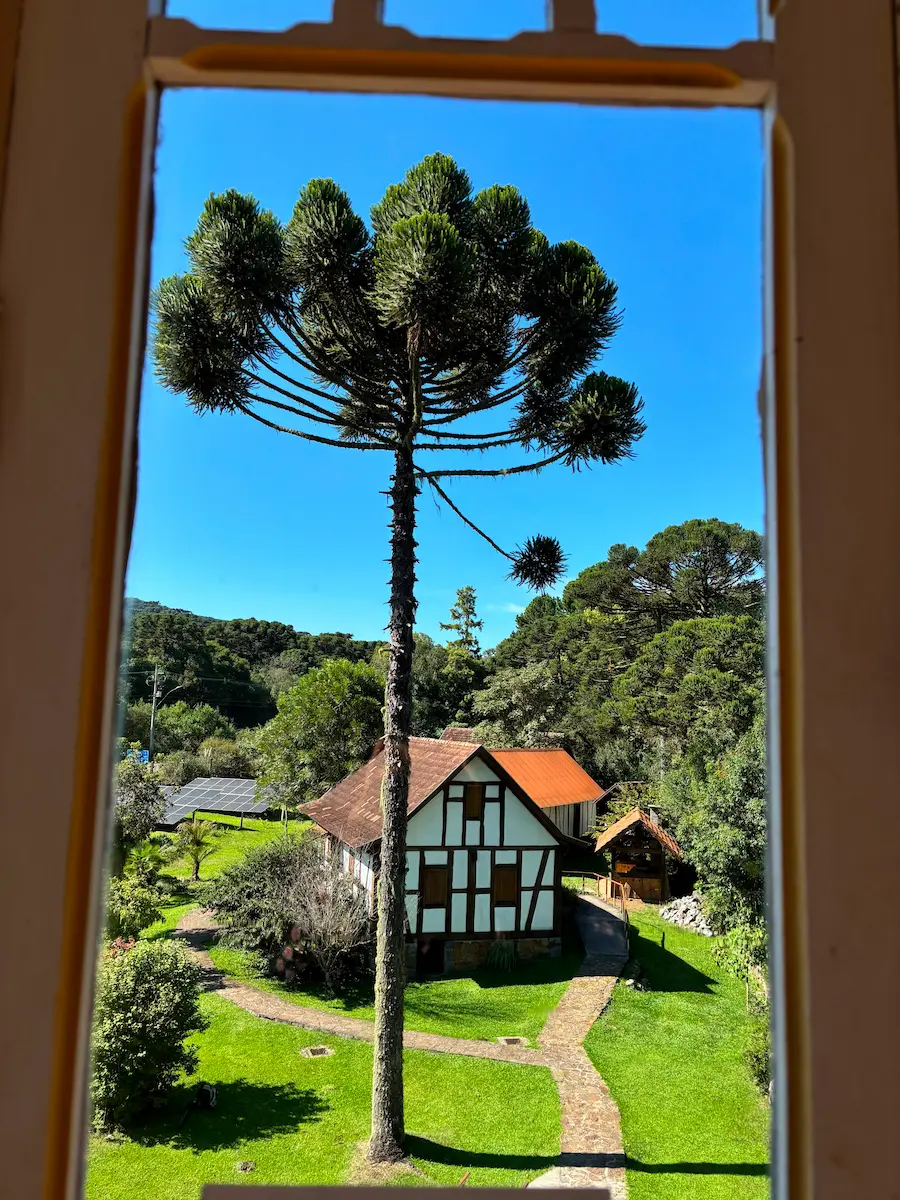Pórtico de Gramado, um dos destinos de viagem no Brasil