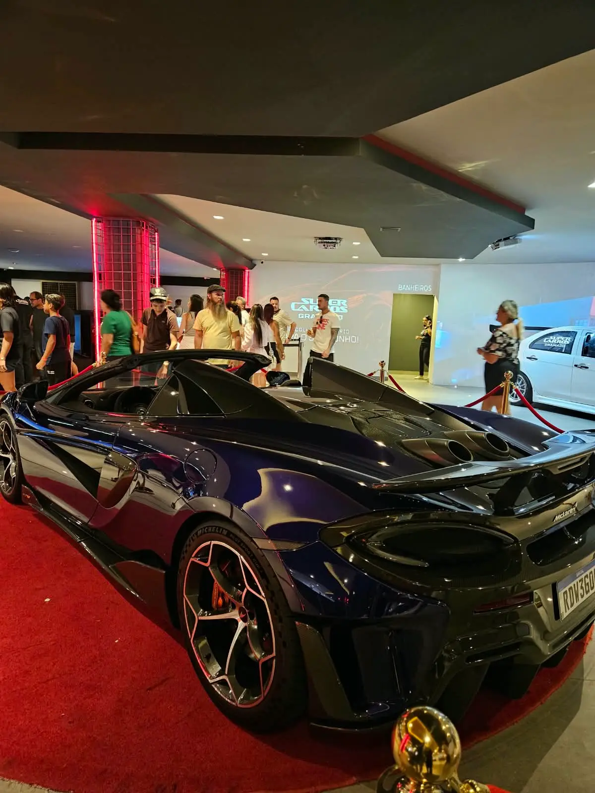 Salão Super Carros em Gramado