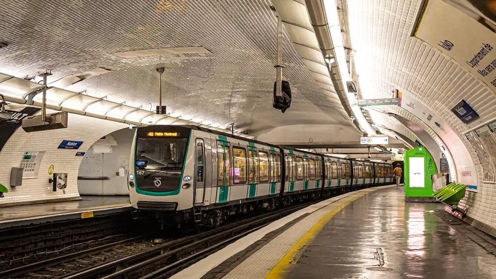Como se locomover em Paris usando metrô e RER